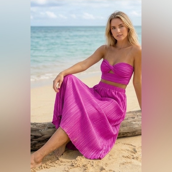Twist-Front Crop Top & Flowy Pleated  Maxi Skirt Set Pink - Picture 6 of 10